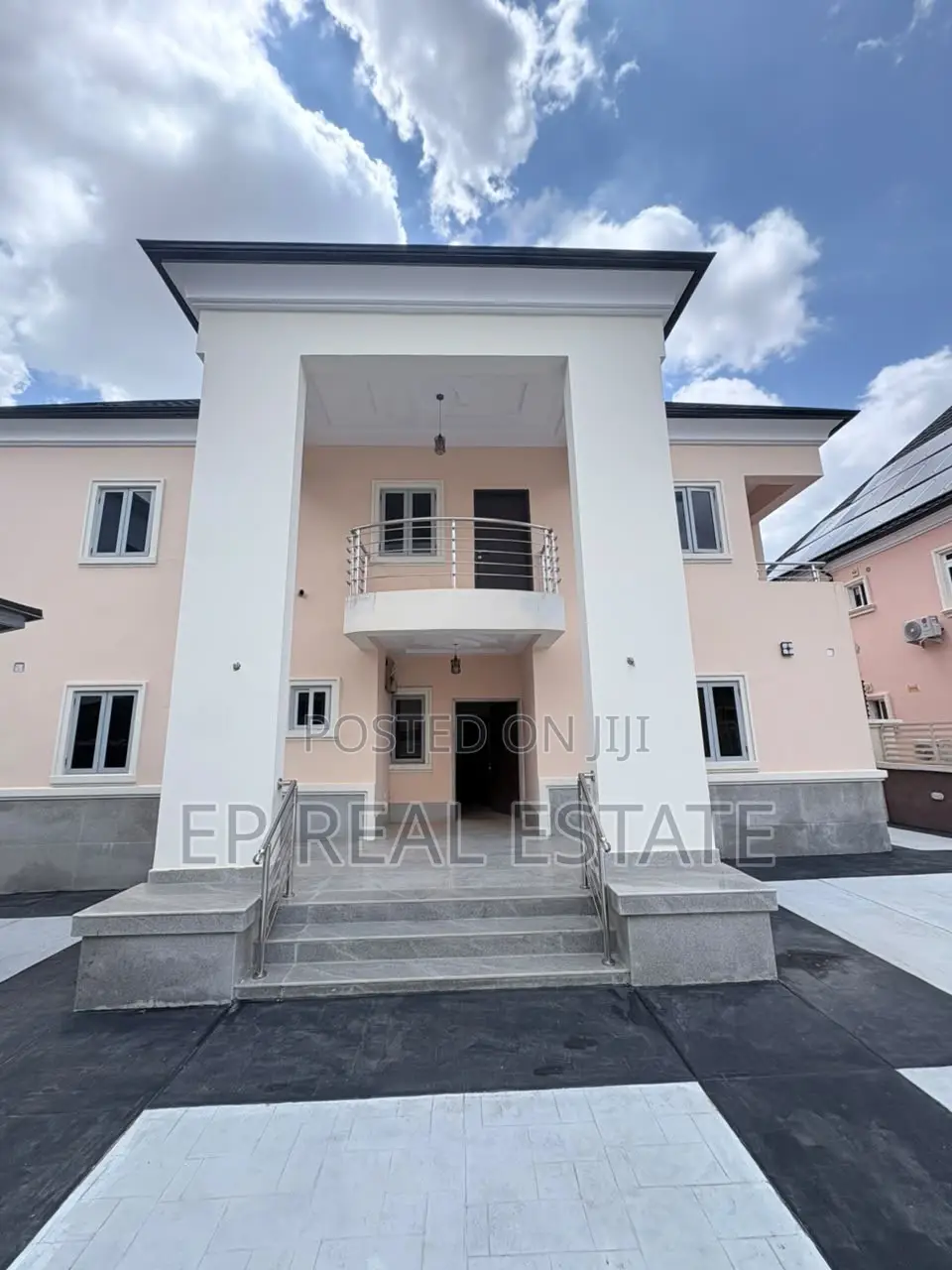 5bdrm Duplex in Gaduwa for sale in Gaduwa