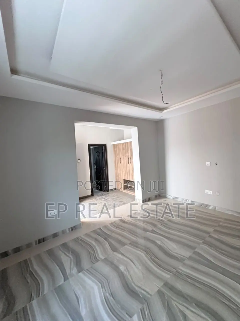 5bdrm Duplex in Gaduwa for sale in Gaduwa
