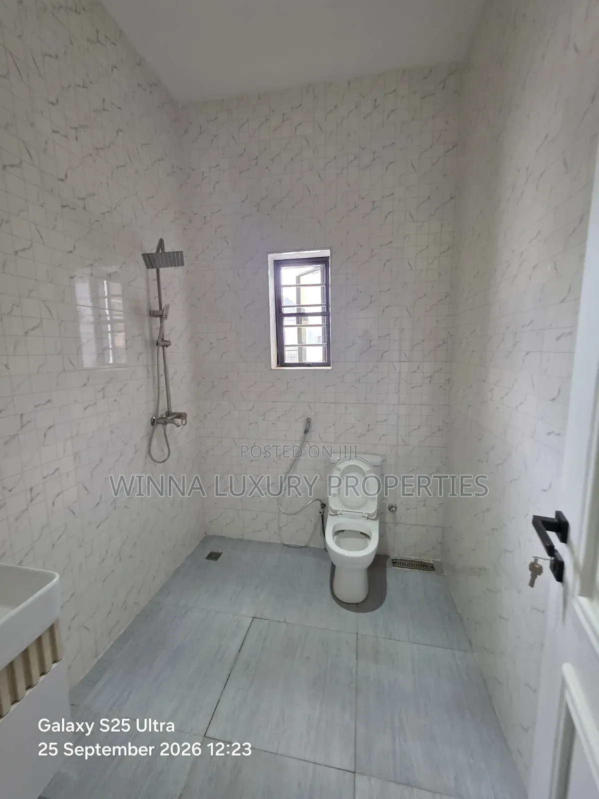 7bdrm Mansion in Faplins Estate, Lokogoma for sale in Lokogoma
