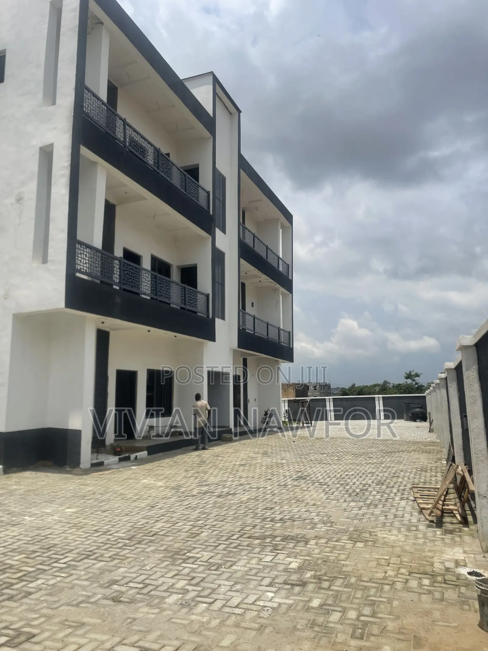3bdrm Block of Flats in Dakibiyu for sale in Dakibiyu