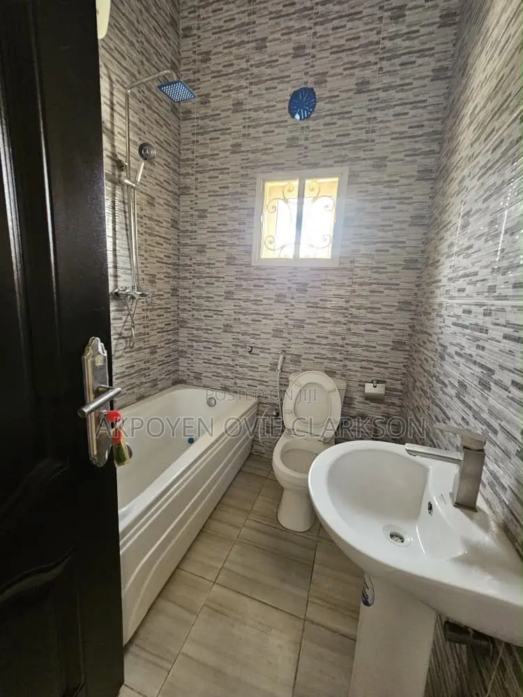 6bdrm Duplex in Guzape District for rent in Guzape District