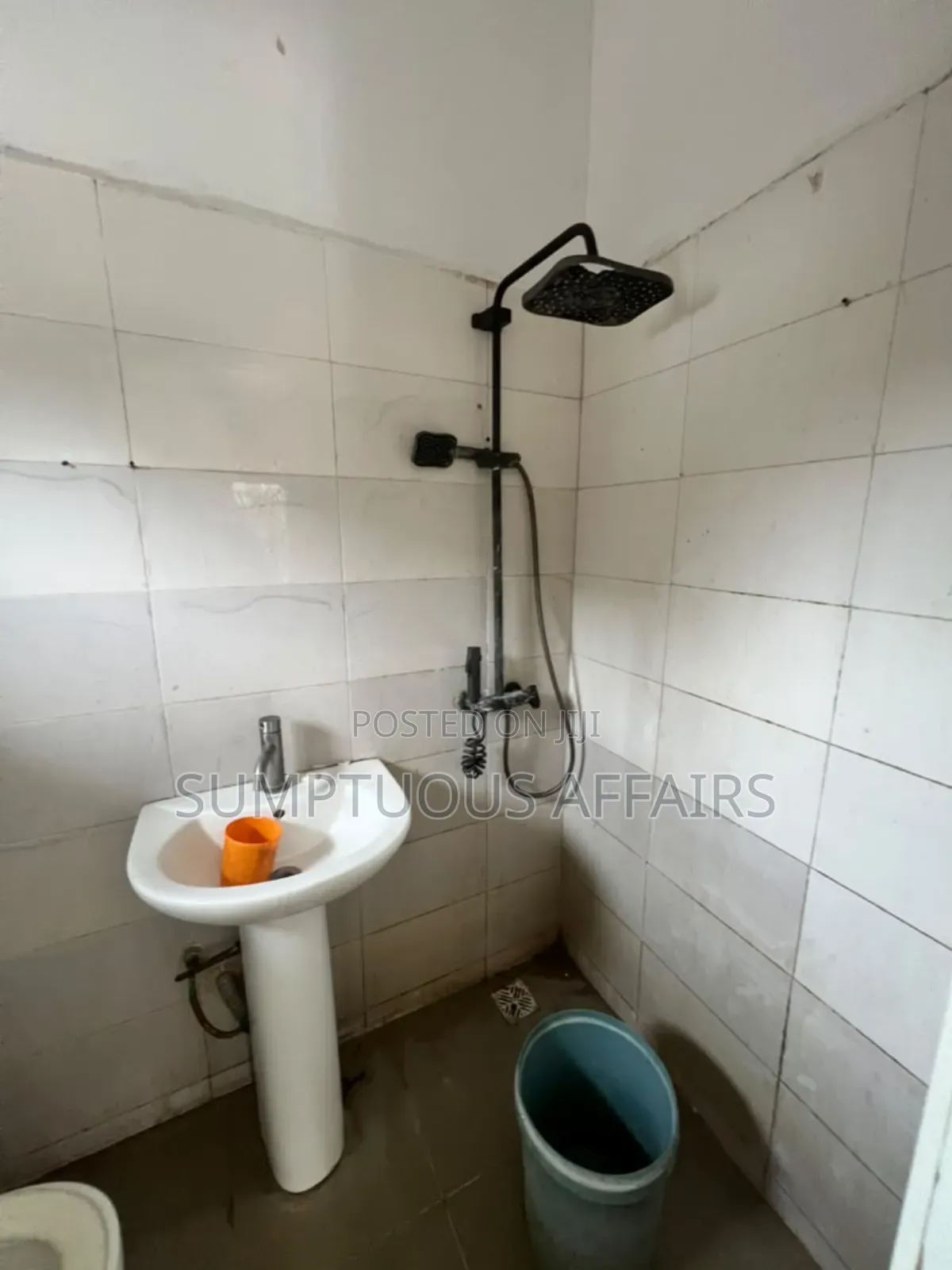 2bdrm Apartment in Ikate, Ilasan for rent in Ilasan
