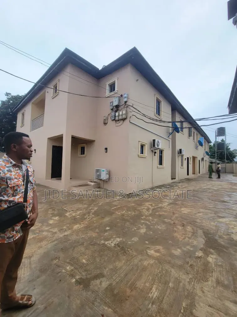 Furnished 3bdrm Block of Flats in Ayobo for rent in Ayobo