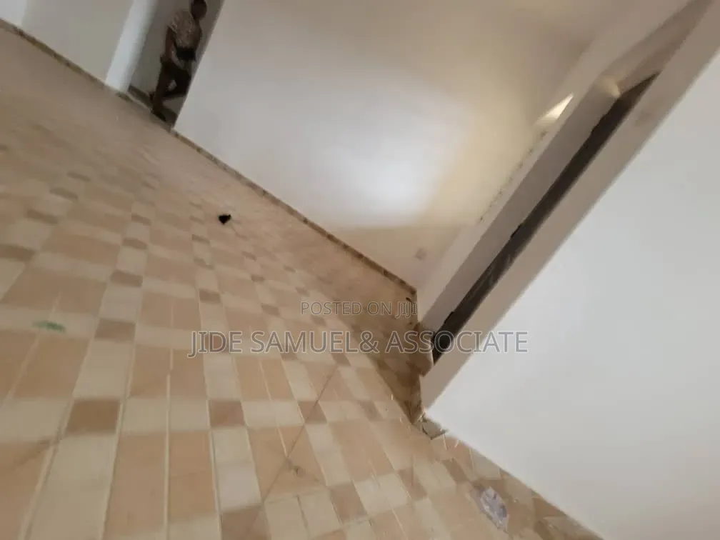 Furnished 3bdrm Block of Flats in Ayobo for rent in Ayobo