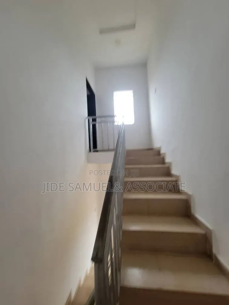 Furnished 3bdrm Block of Flats in Ayobo for rent in Ayobo