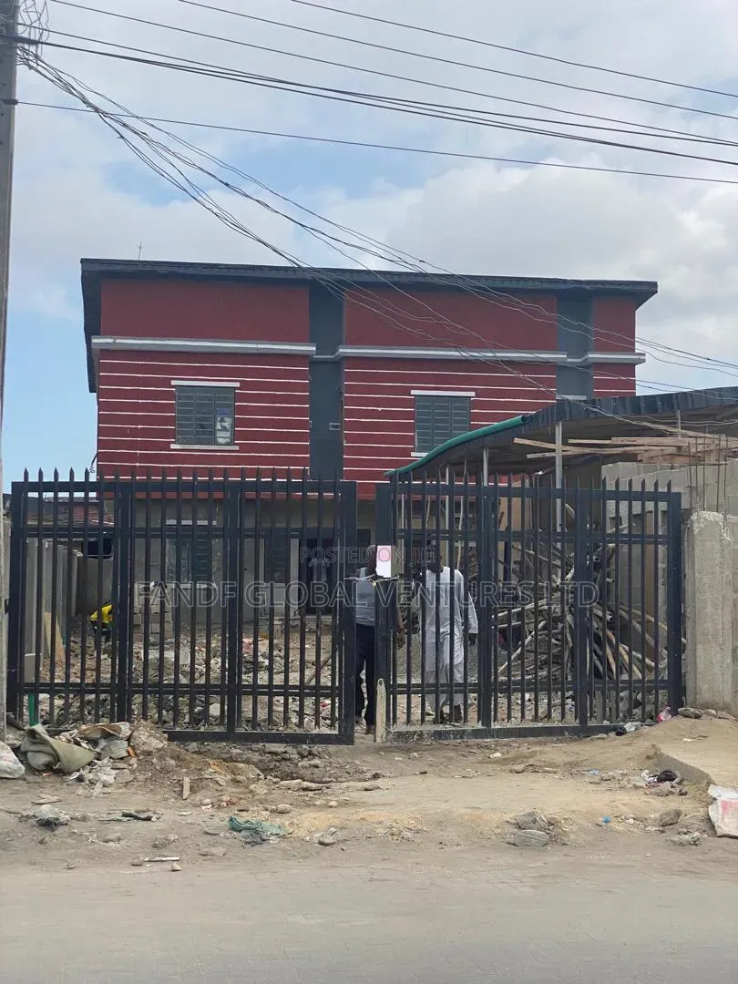 Office Space for Rent in Ijesha. Surulere in Ijesha