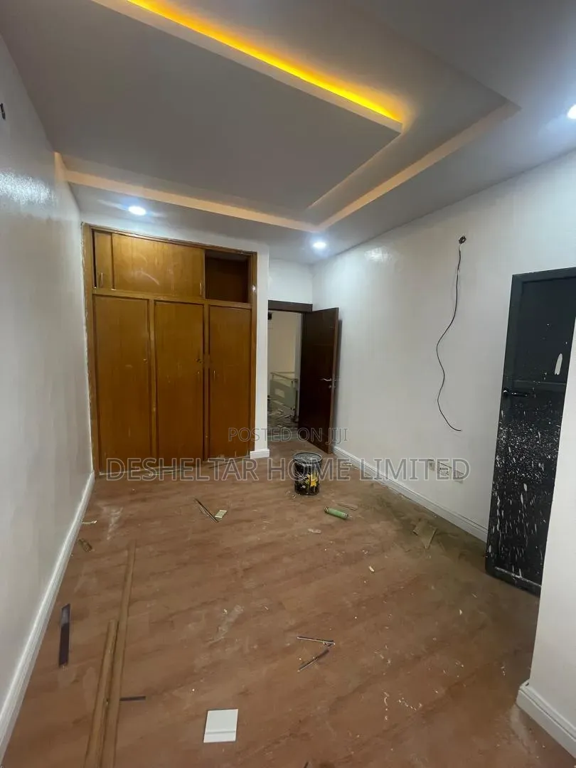4bdrm Duplex in Oba Oyekan Estate, Lekki Phase 1 for rent in Lekki Phase 1