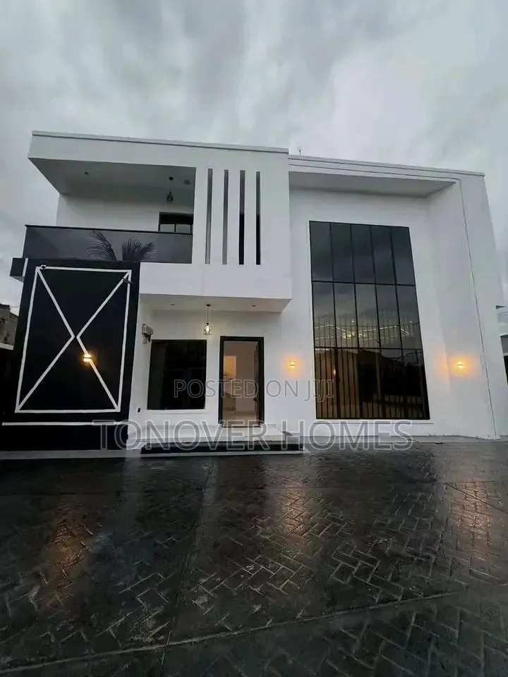 4bdrm Duplex in Gra for sale in GRA Phase 2 / Port-Harcourt