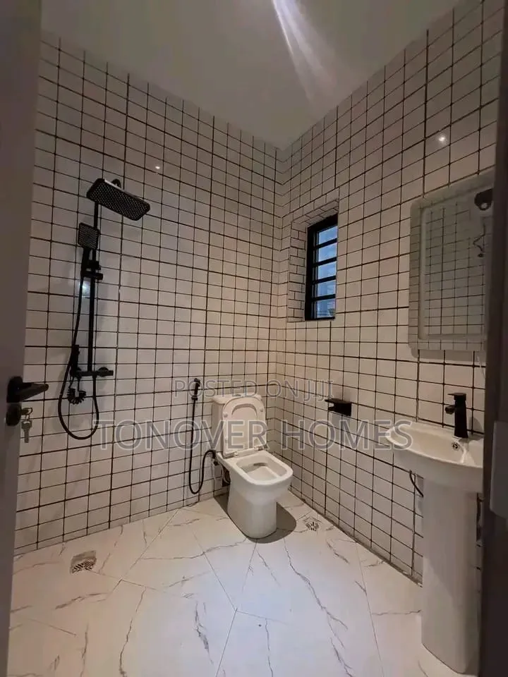 4bdrm Duplex in Gra for sale in GRA Phase 2 / Port-Harcourt