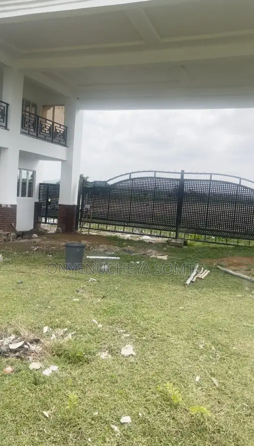 200SQM Estate Land With C of O in Idu Industrial