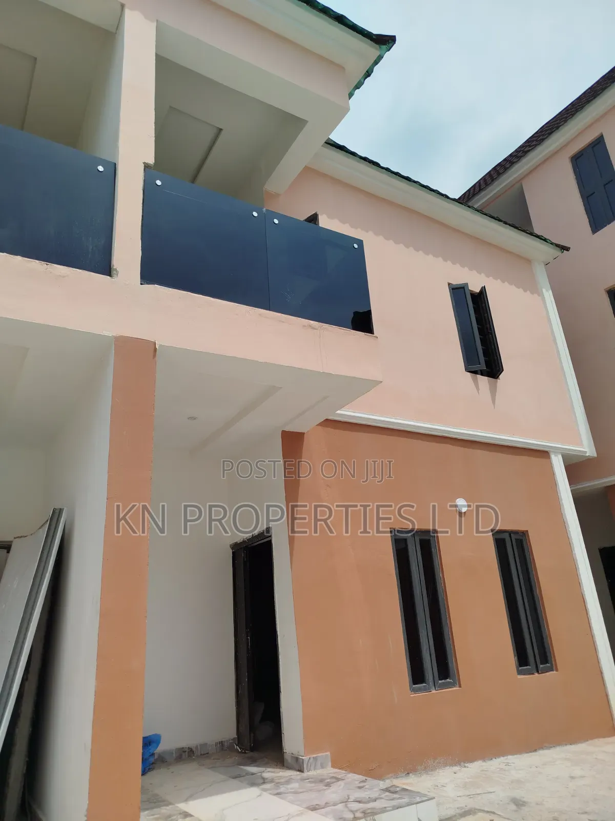 3bdrm Duplex in Airport Road, FHA for rent in FHA