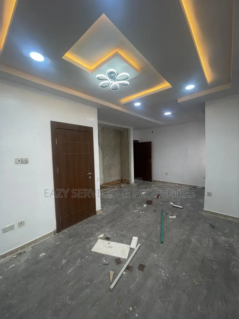 4bdrm Duplex in Gated And Secured, Lekki Phase 1 for rent in Lekki Phase 1