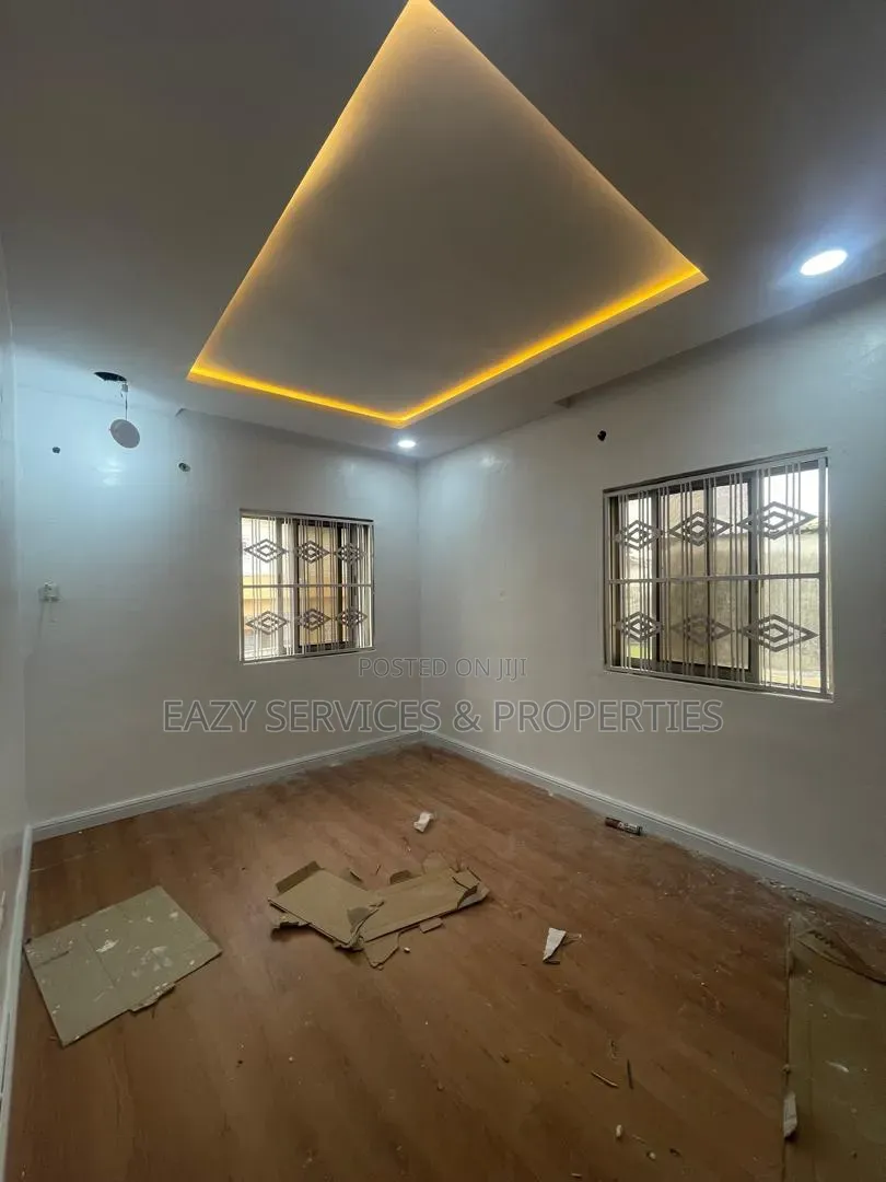 4bdrm Duplex in Gated And Secured, Lekki Phase 1 for rent in Lekki Phase 1