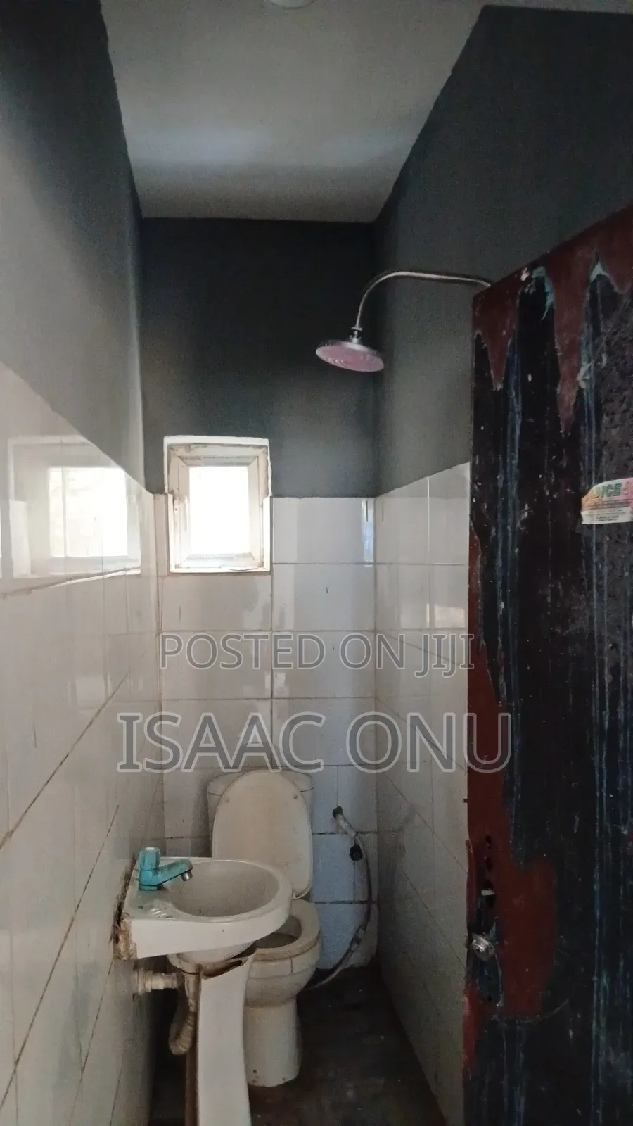 3bdrm Duplex in Apo Mechanic Estate for rent in Apo Resettlement