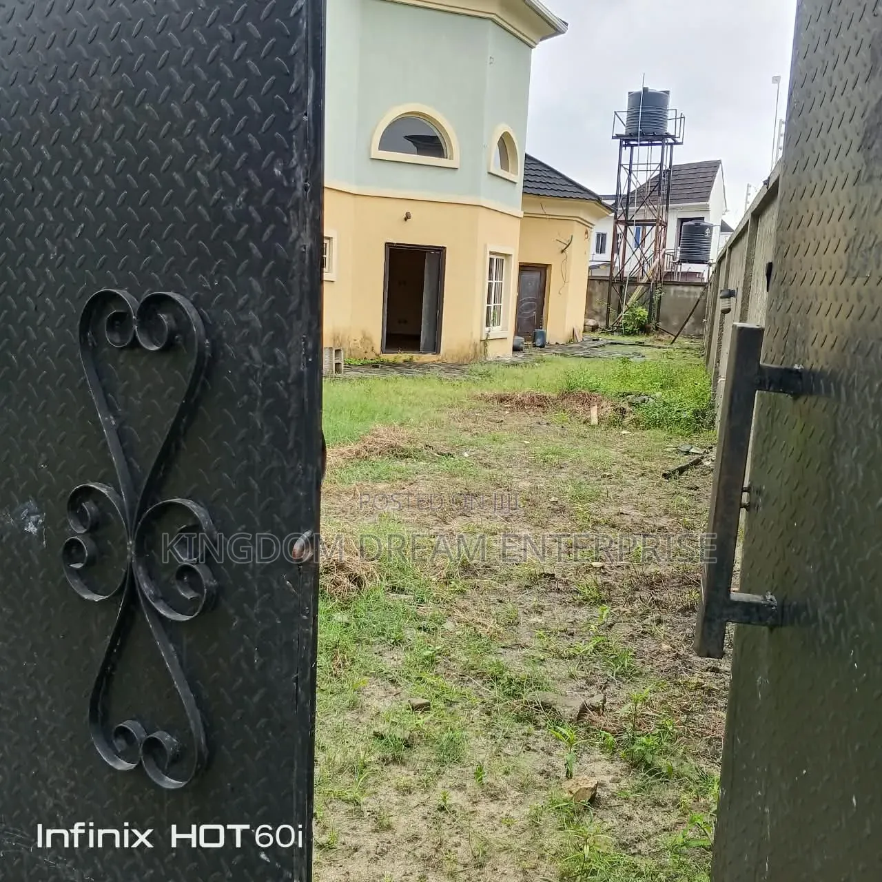 4bdrm Duplex in Silverland Estate for sale in Sangotedo
