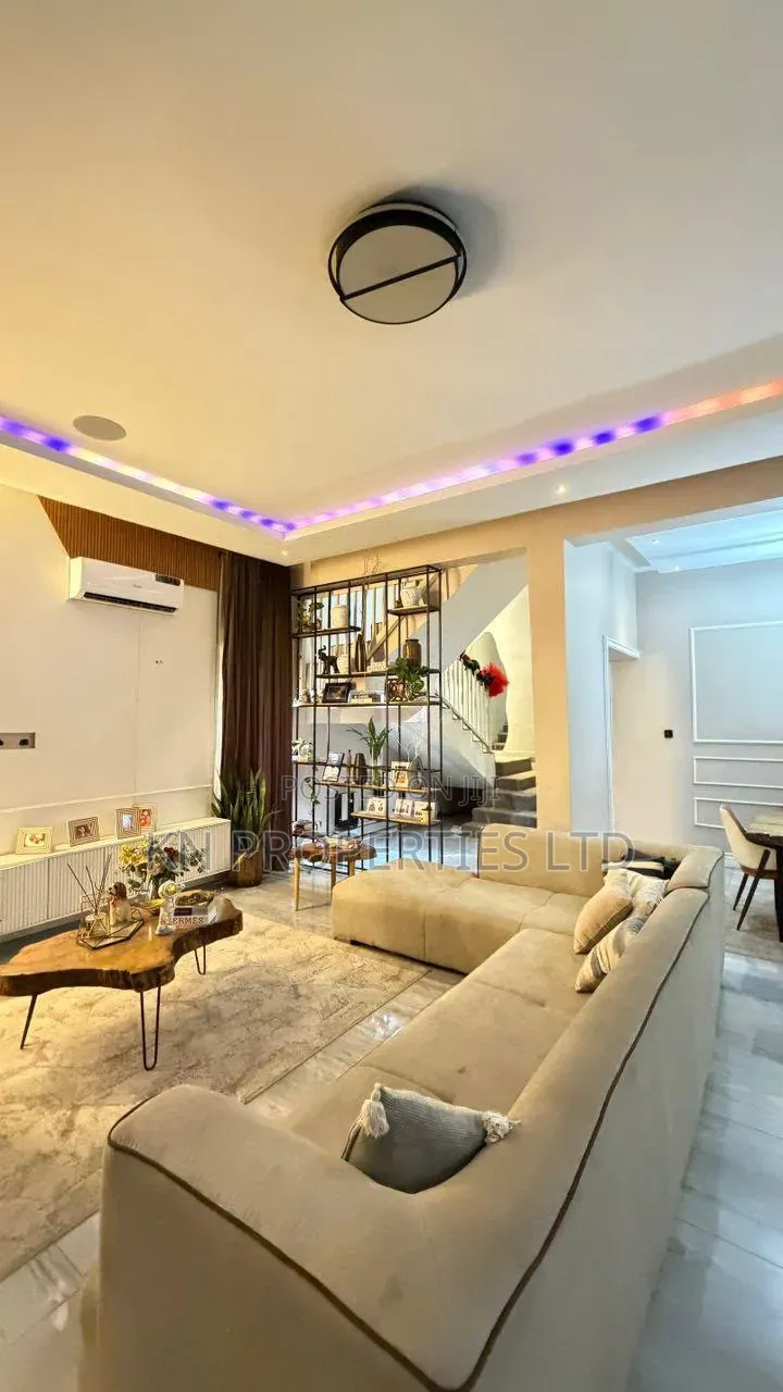 Furnished 5bdrm Duplex in Gaduwa for rent in Gaduwa