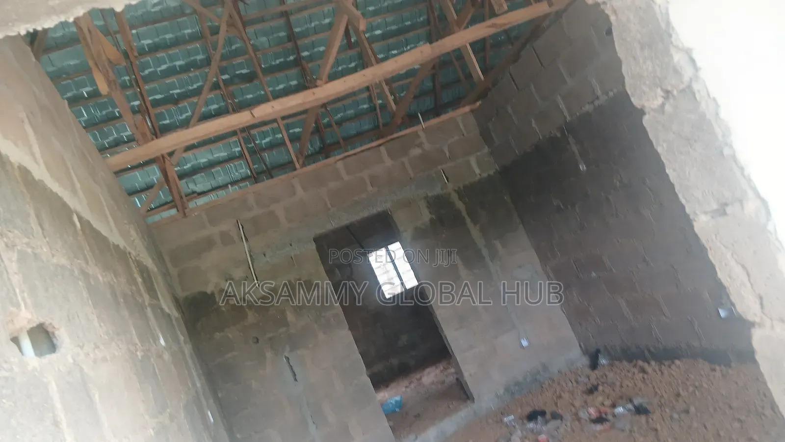 6bdrm Bungalow in Ojoo Area, Ibadan for sale in Ibadan