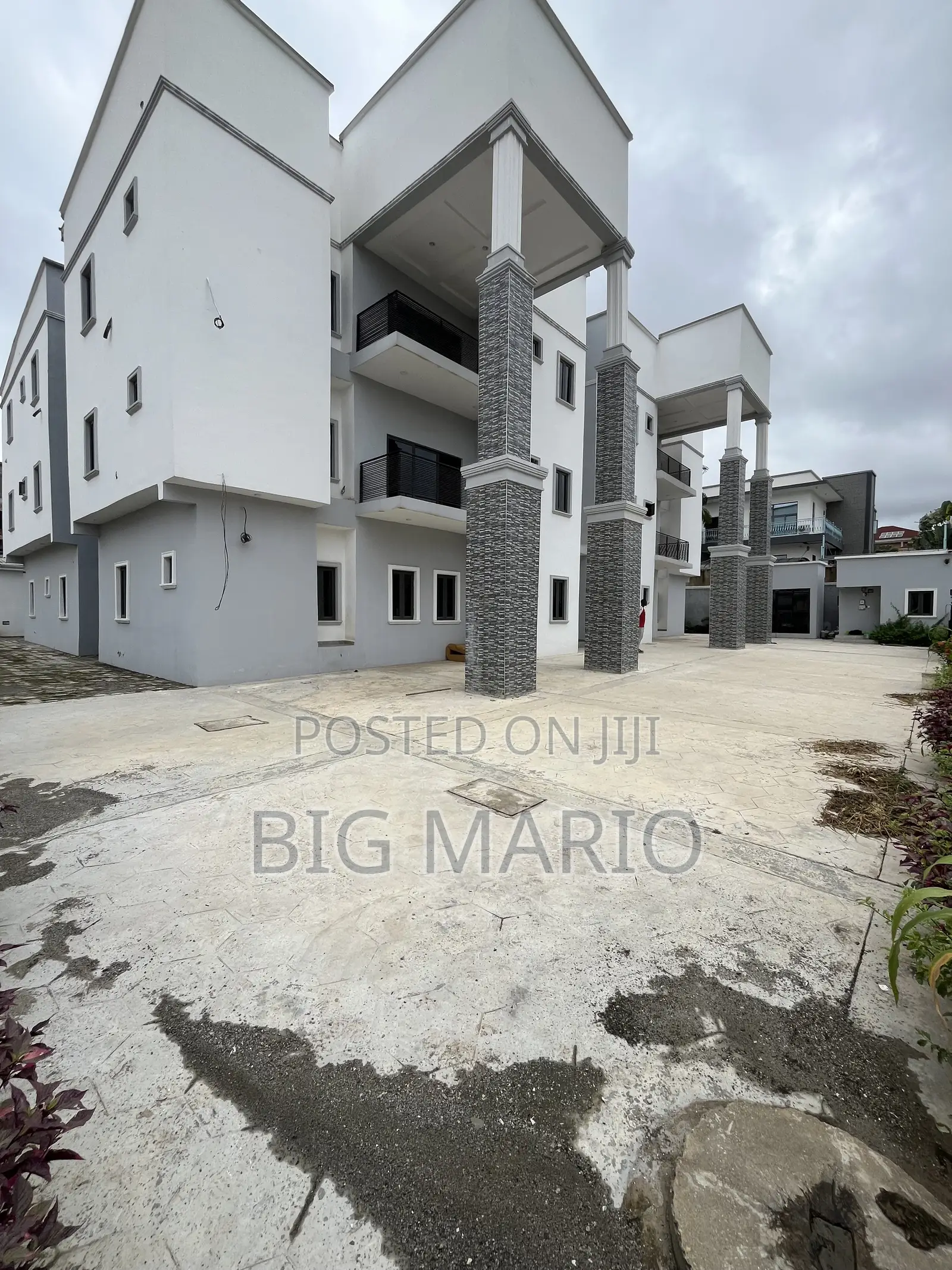 3bdrm Block of Flats in Guzape for sale in Guzape District