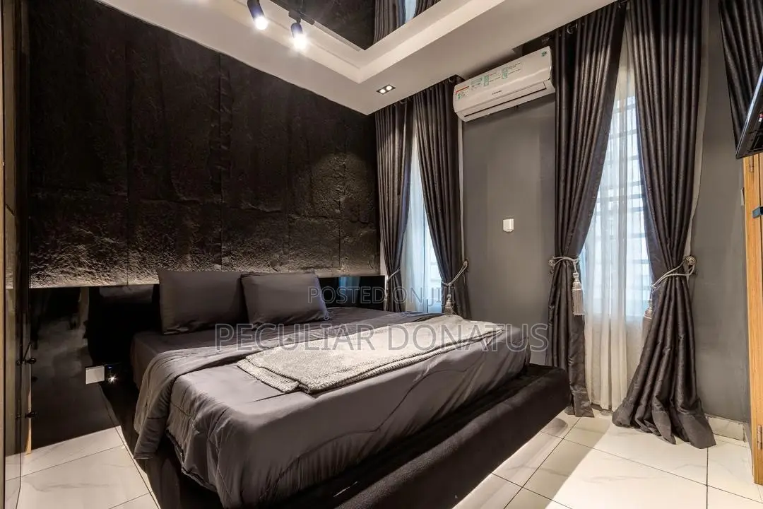 1bedroom Shortlet Apartment in Ologolo