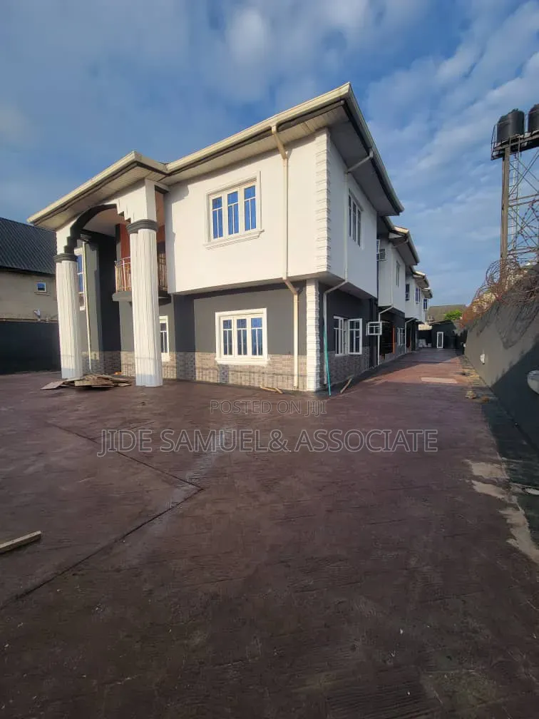 Furnished 3bdrm Block of Flats in Ayobo for rent in Ayobo