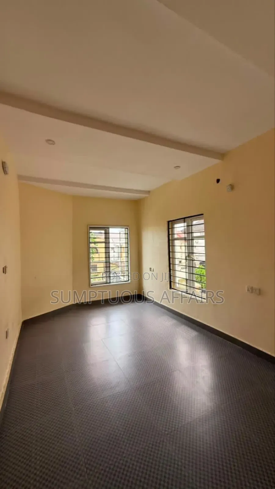 5bdrm Duplex in Ikota for rent in Ikota