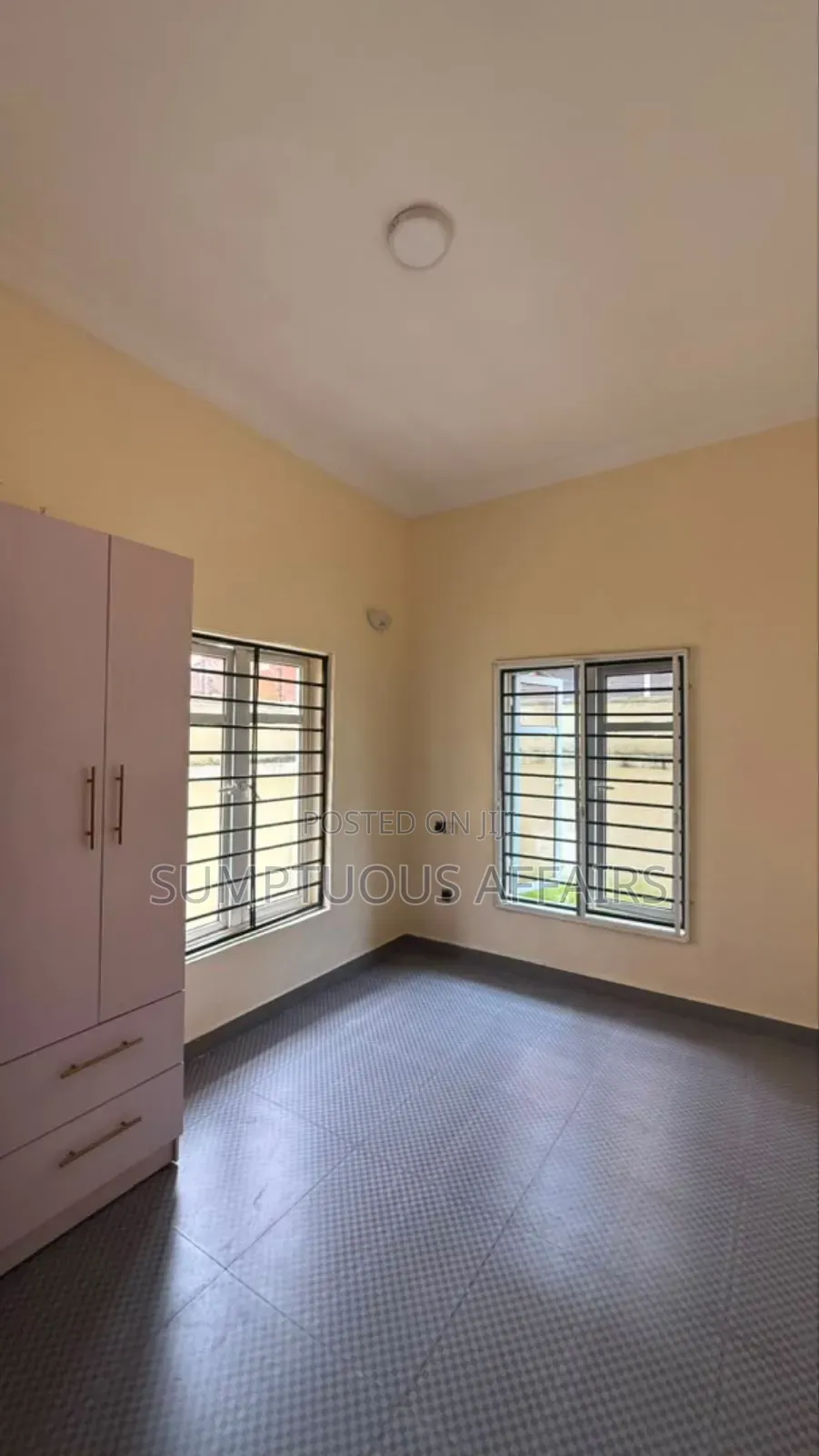 5bdrm Duplex in Ikota for rent in Ikota
