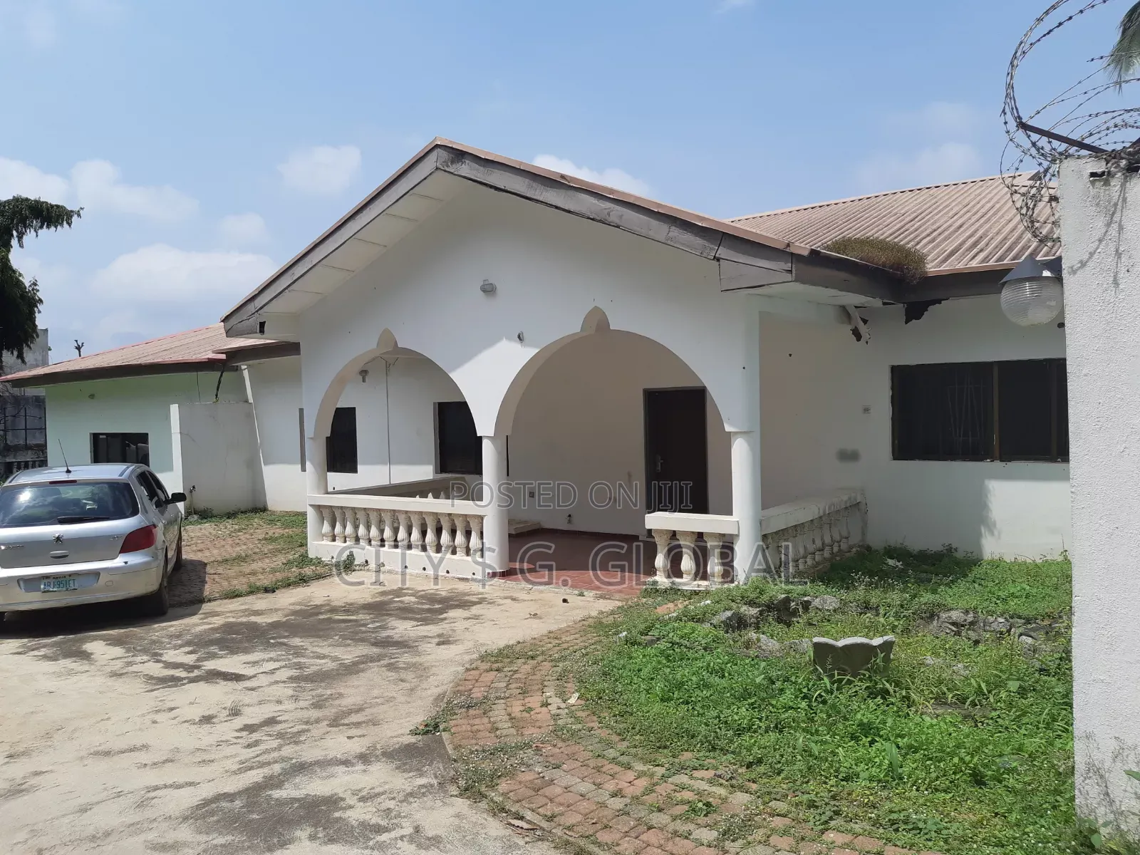 5 Bedroom Bungalow With Bq 1bedm in Asokoro