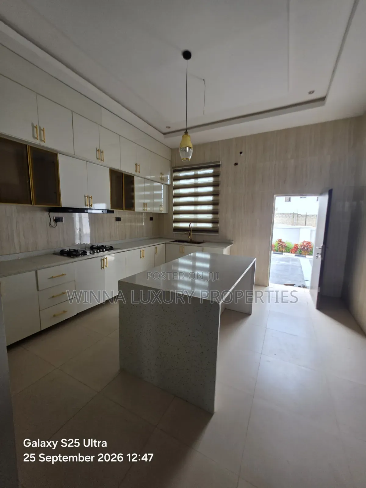 7bdrm Mansion in Faplins, Lokogoma for sale in Lokogoma