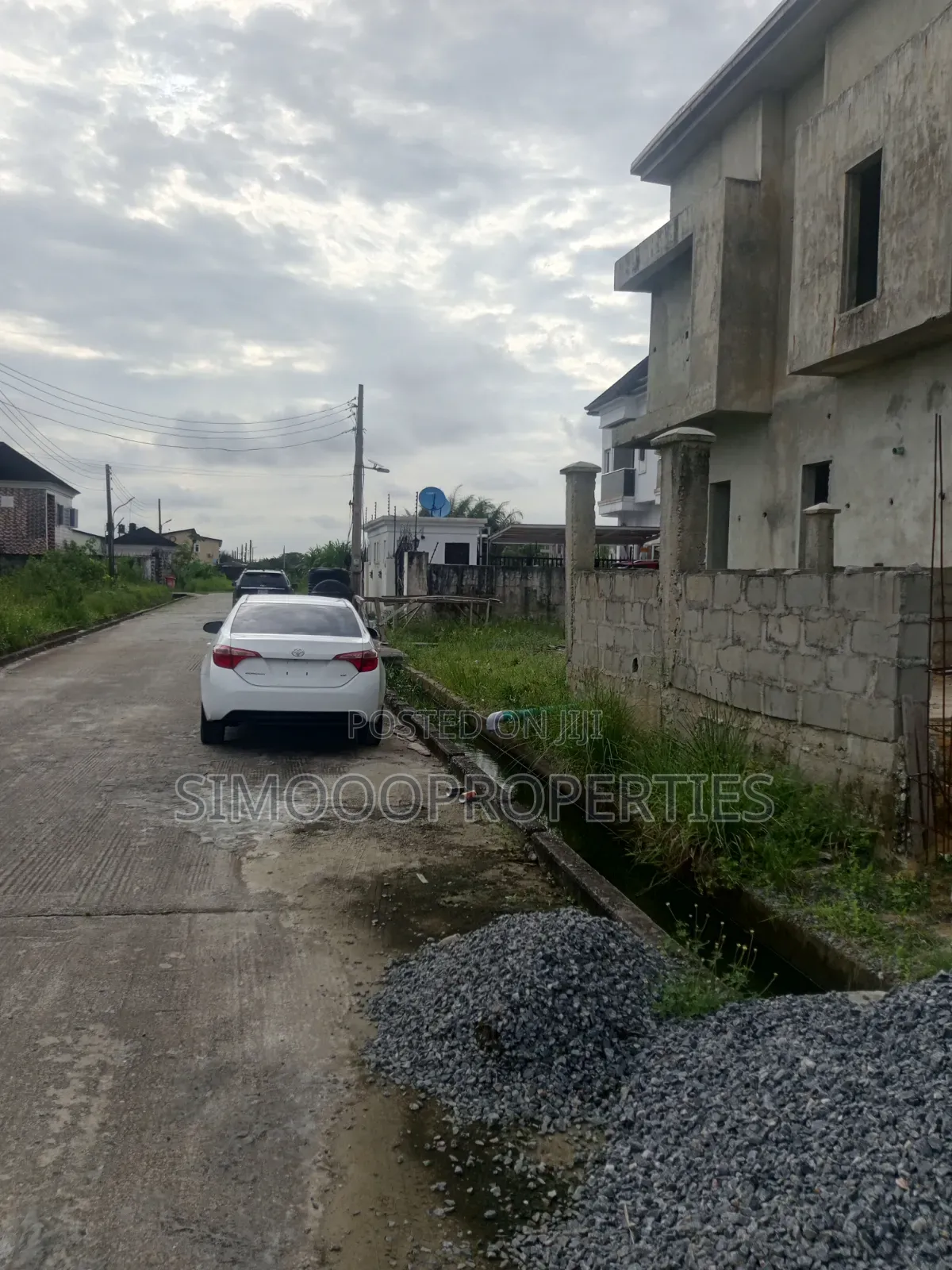4bdrm Duplex in Beachwood Estate, Bogije for sale in Bogije