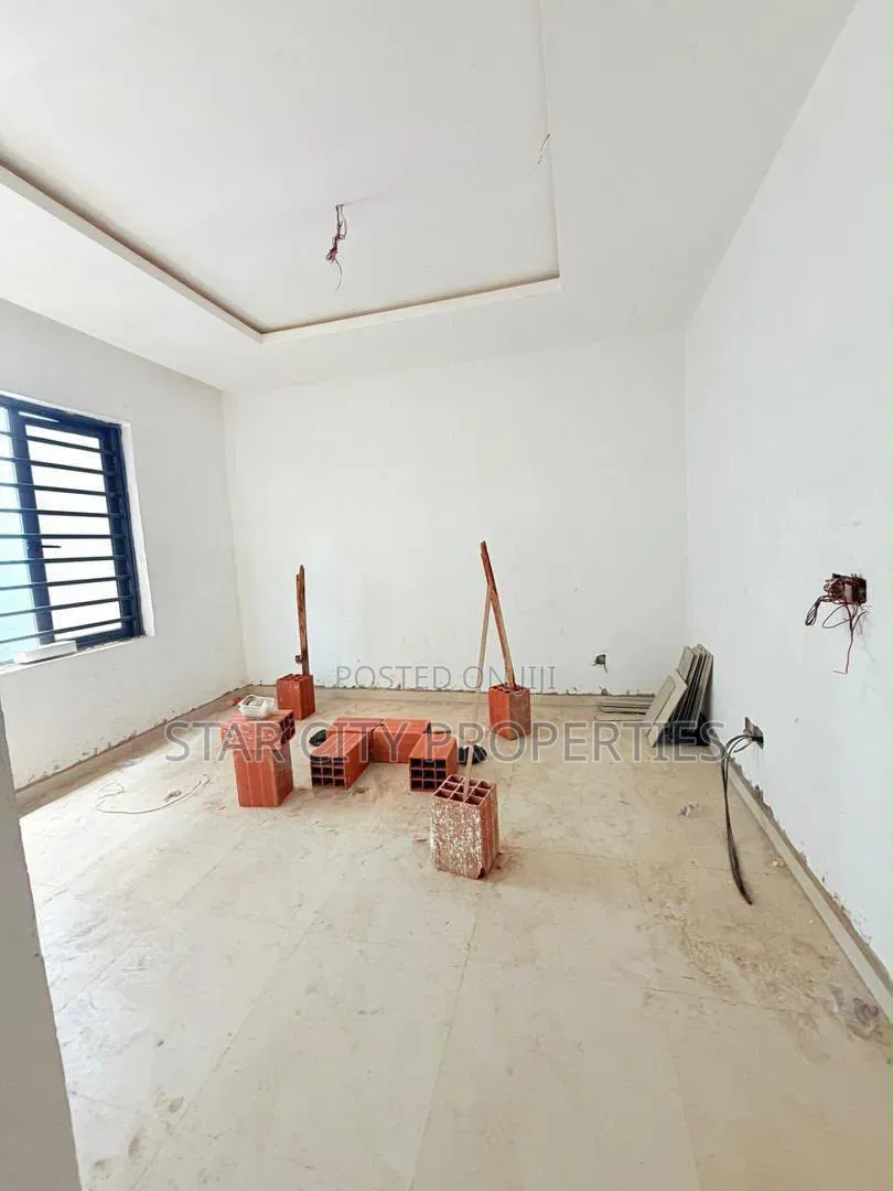 4bdrm Townhouse/Terrace in Maryland, Mende for sale in Mende