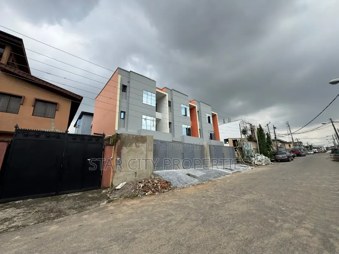 4bdrm Townhouse/Terrace in Maryland, Mende for sale in Mende