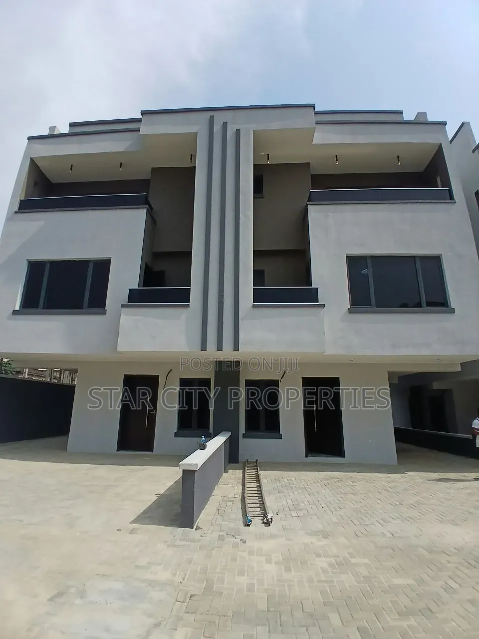 Furnished 4bdrm Duplex in Ogudu Gra for sale in Ogudu GRA