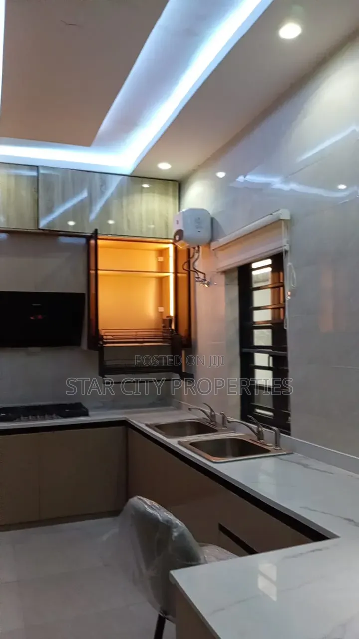 4bdrm House in Oloworo, Berger for sale in Berger