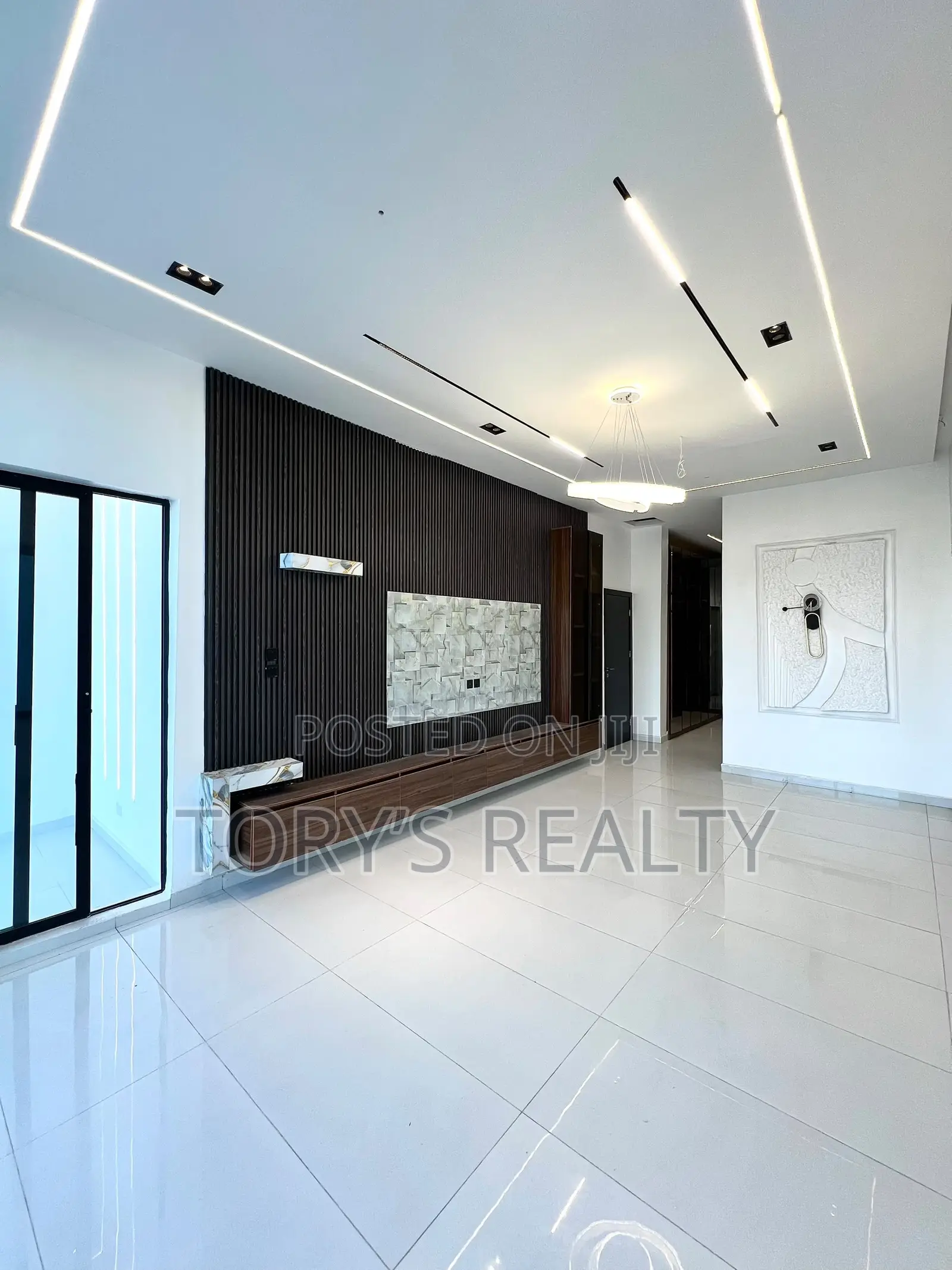 5bdrm Duplex in Ado / Ajah for sale in Ado / Ajah