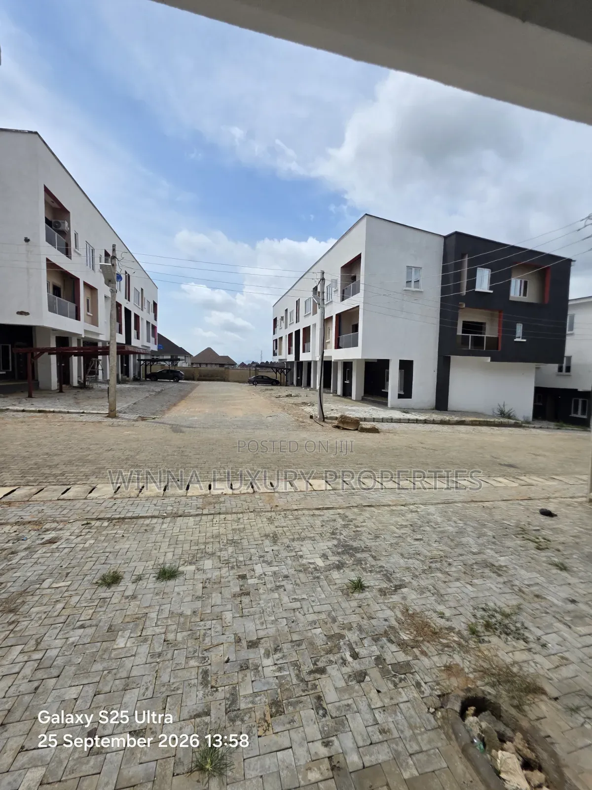4bdrm Duplex in Paradise, Kaura for sale in Kaura