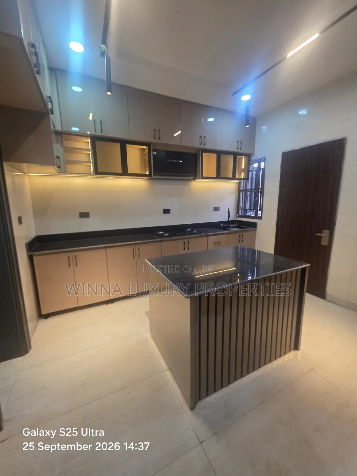 5bdrm Duplex in Citi Scape, Kaura for sale in Kaura