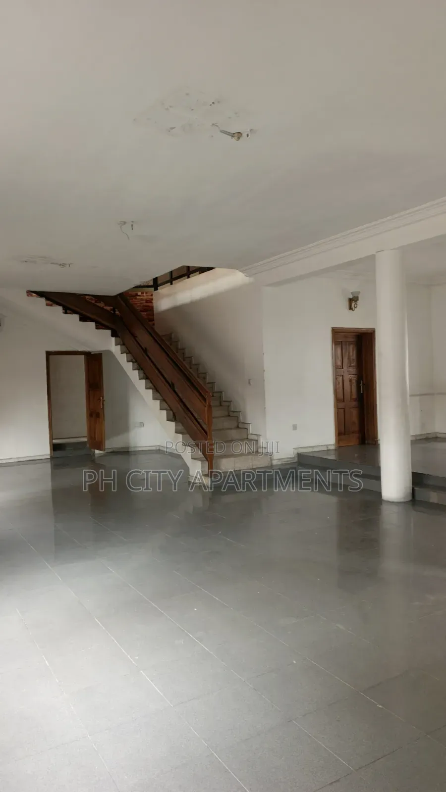 5bdrm Duplex in Cocaine Estate, Rumuogba for sale in Rumuogba