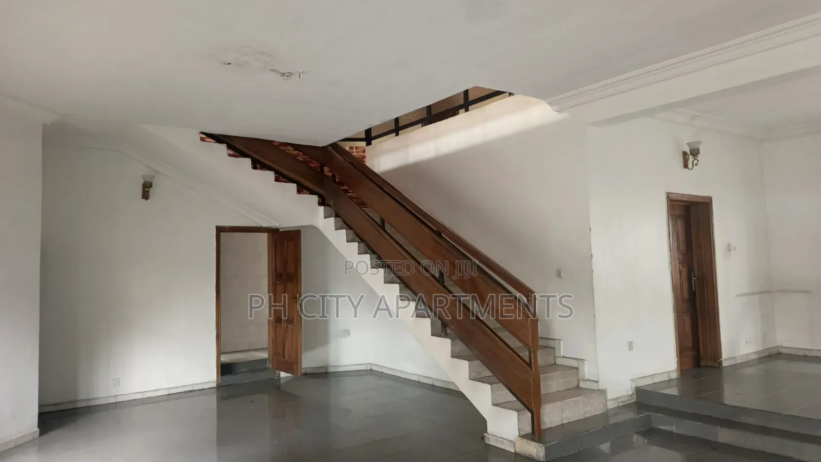 5bdrm Duplex in Cocaine Estate, Rumuogba for sale in Rumuogba
