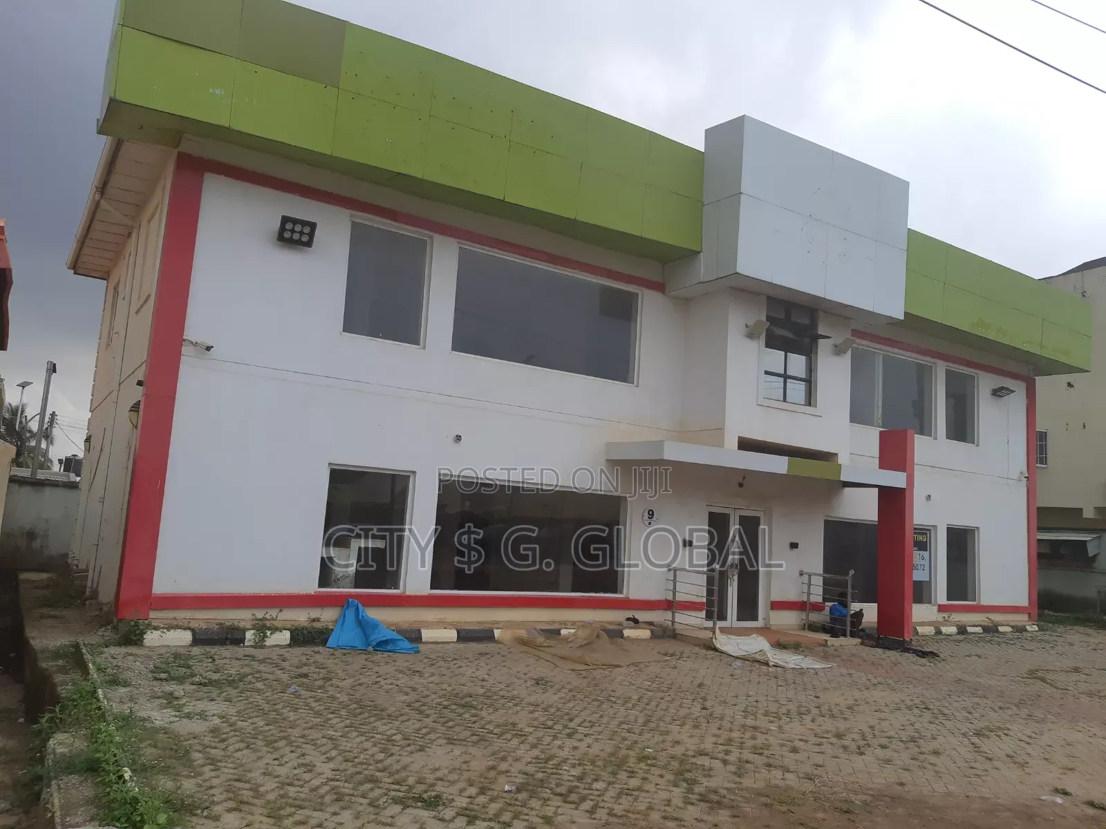 A Shop and Office Space for Lease in Karu