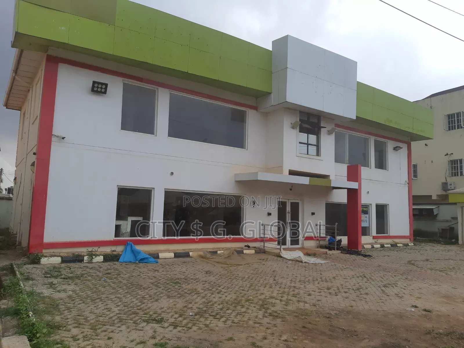 A Shop and Office Space for Lease in Karu
