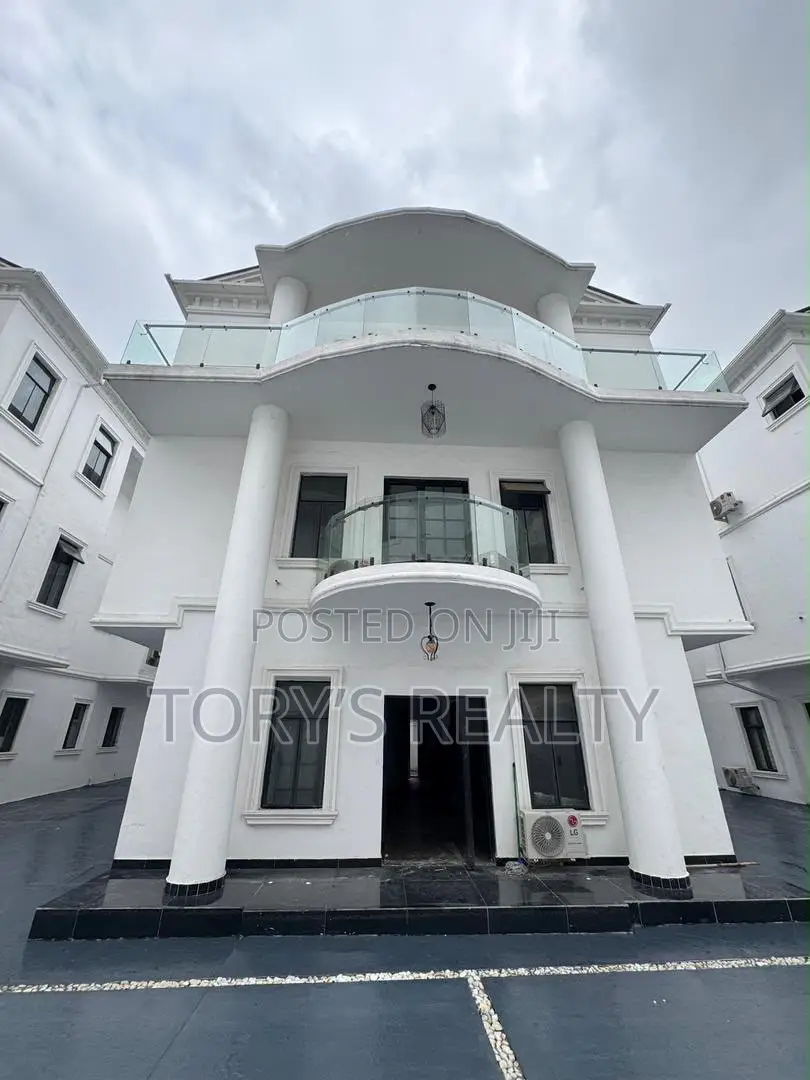 4bdrm Duplex in Banana Island for sale in Banana Island