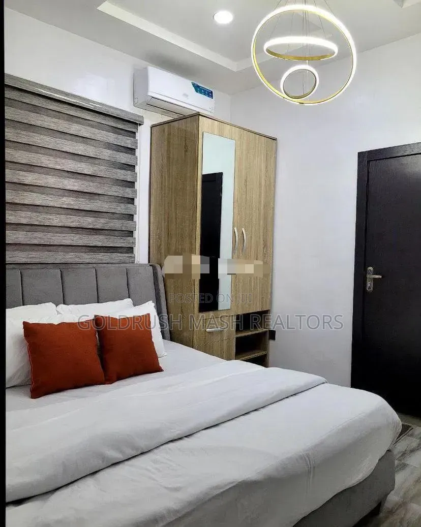 Furnished 4bdrm Duplex in Ikeja Gra for sale in Ikeja GRA