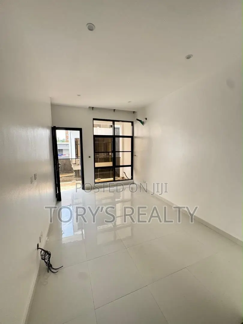 4bdrm Duplex in Victoria Island Extension for sale in Victoria Island Extension