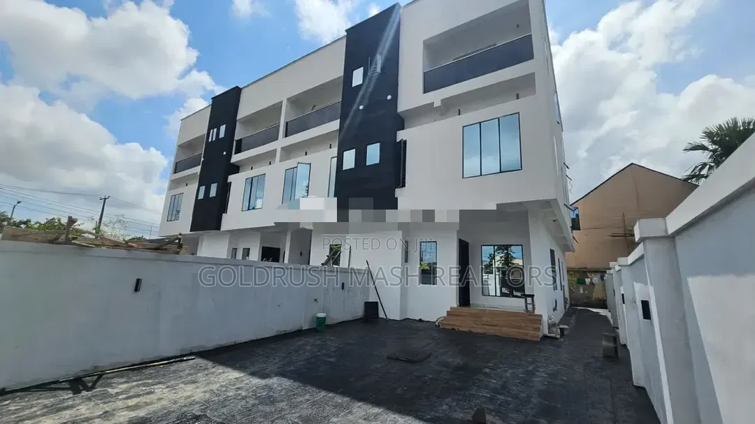 Furnished 5bdrm Duplex in Ikeja Gra for sale in Ikeja GRA