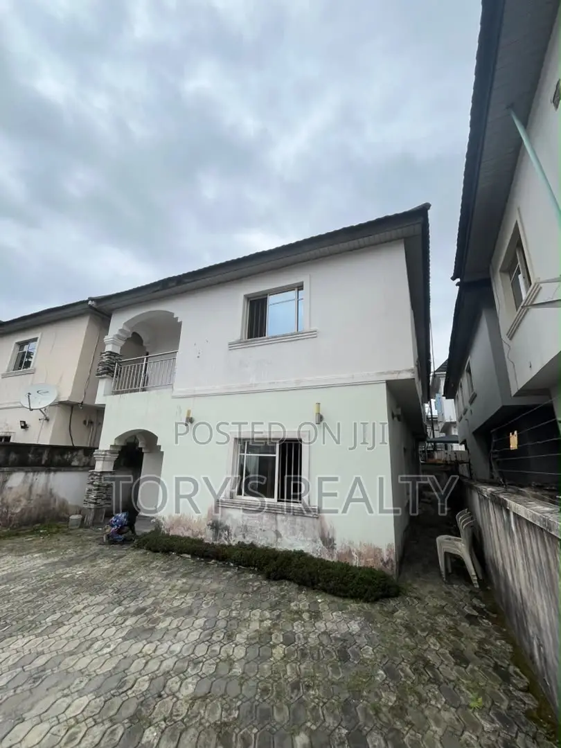 3bdrm Apartment in Ikota for rent in Ikota