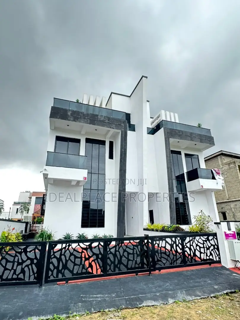 5bdrm Duplex in Ajah for sale in Ajah