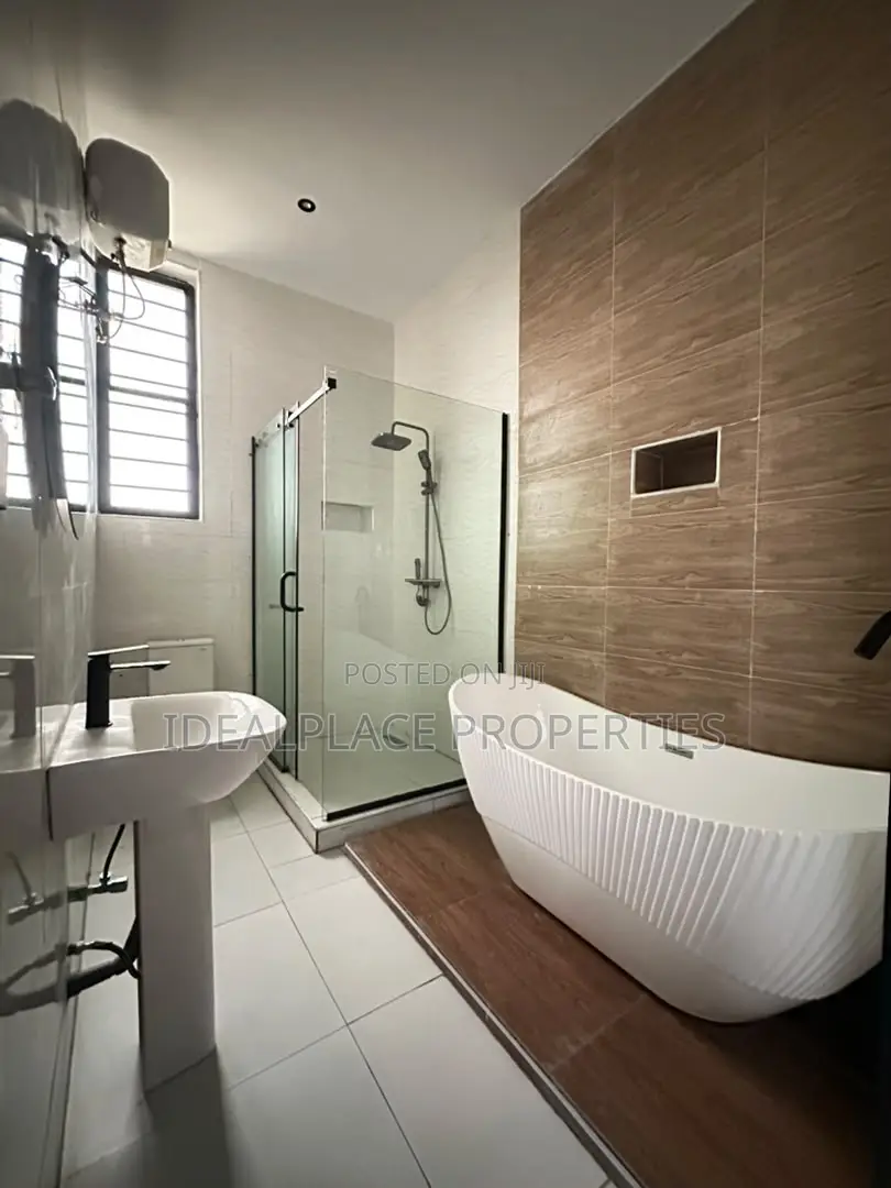 4bdrm Duplex in Ajah for sale in Ajah
