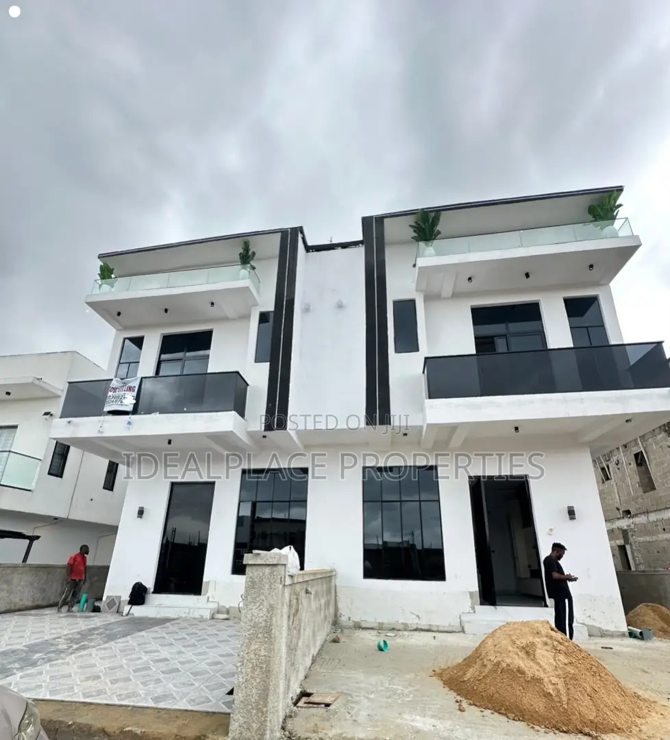 4bdrm Duplex in Ajah for sale in Ajah