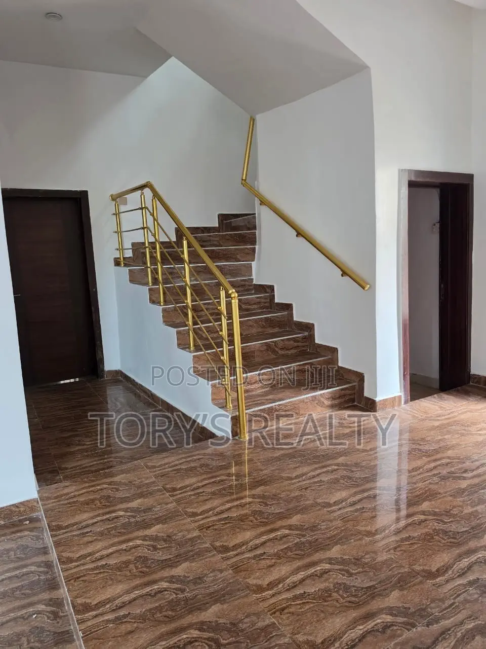 5bdrm Duplex in Parkview Estate for rent in Parkview Estate