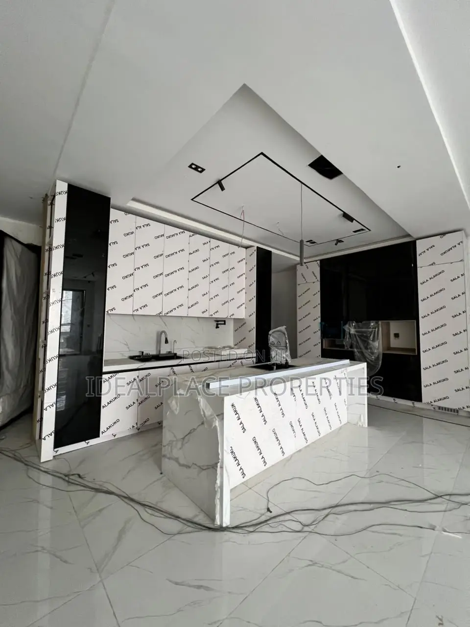 3bdrm Apartment in Lekki Phase 1 for sale in Lekki Phase 1